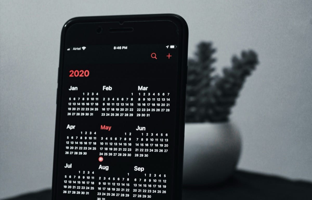 Mastering Dark Mode in SwiftUI: Essential Tips for iOS Developers